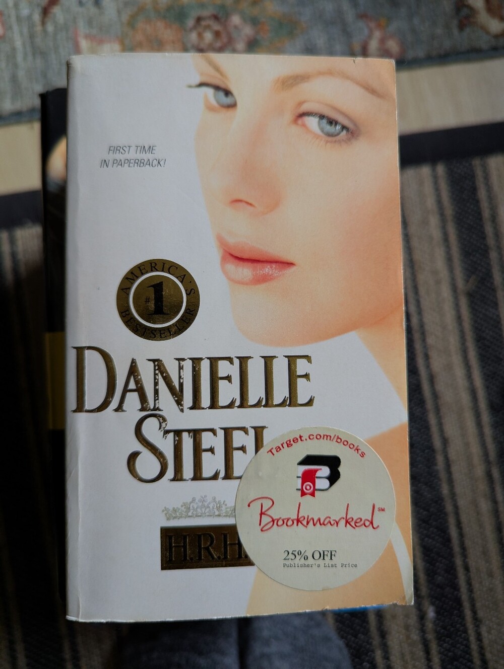 Danielle Steel Paperback Book Easy Fun Read 416 Pages Bundle And Save